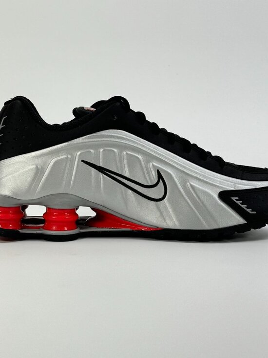 Nike Shox R4 \'Black Metallic Silver\' HQ1988-002 Multi Size main image 12